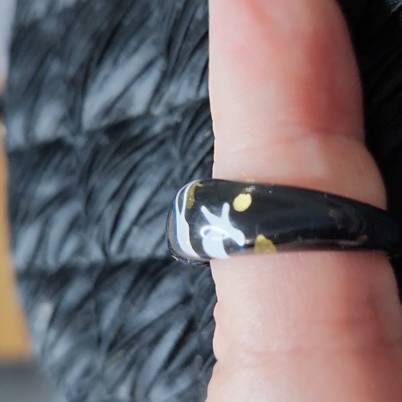 💕 5/$25 Size 6 Vintage Lucite black gold and white. - Picture 5 of 13